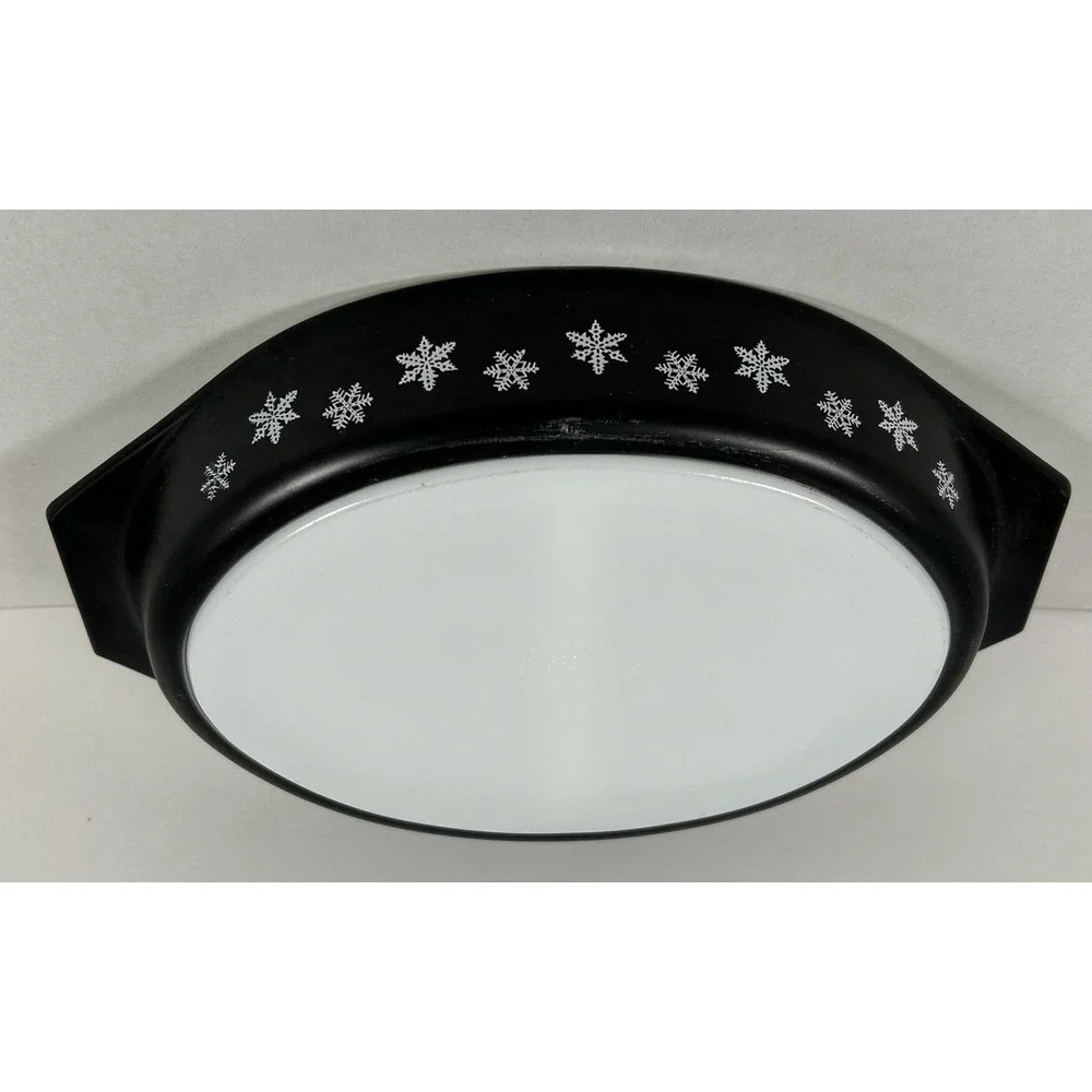 VTG Pyrex Black Snowflake Divided Oval Casserole Baking Dish w/Lid 1.5 Quart